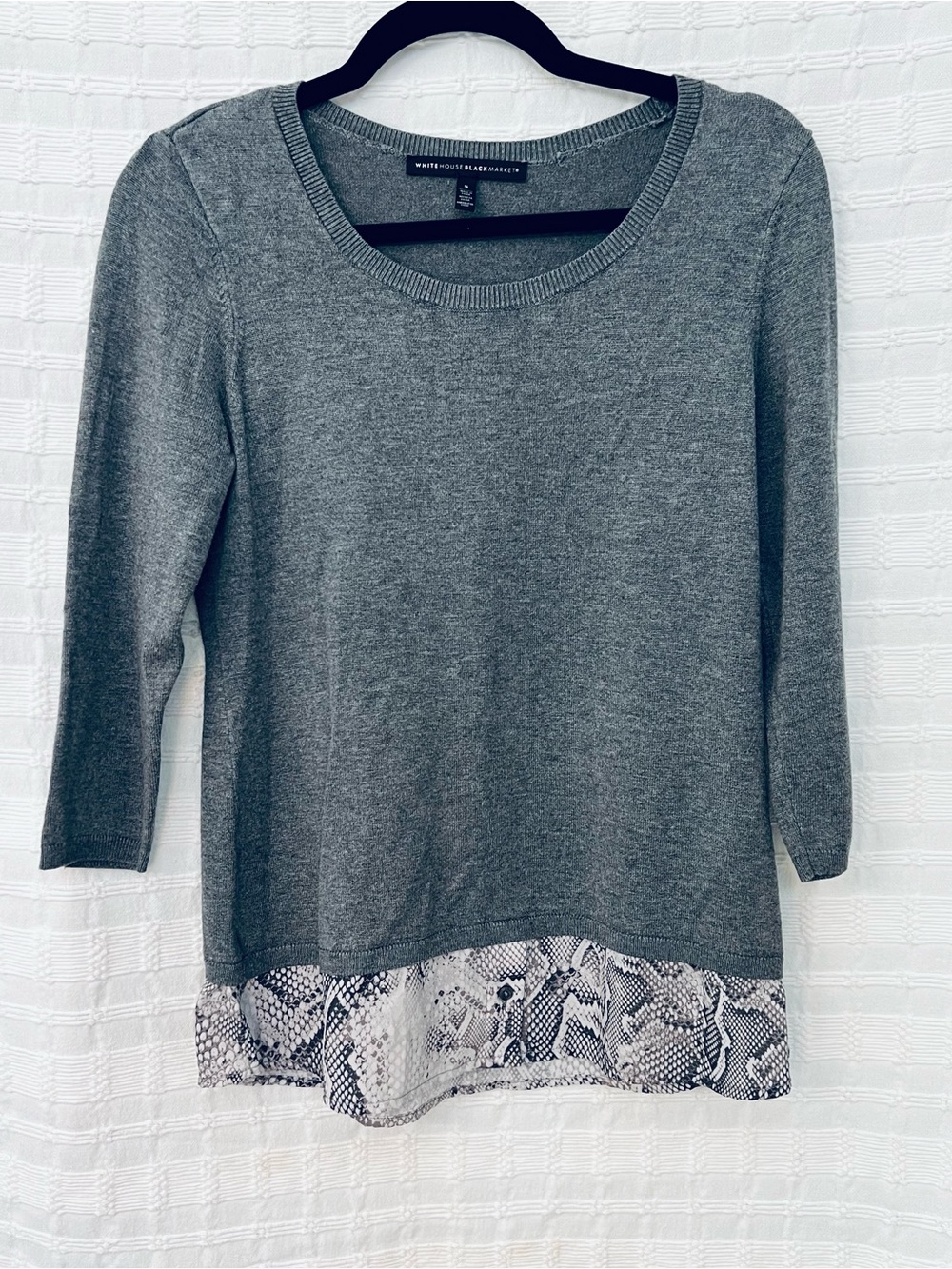 White House Black Market Gray Knit Scoop-Neck Sweater with Snake-Print Hem